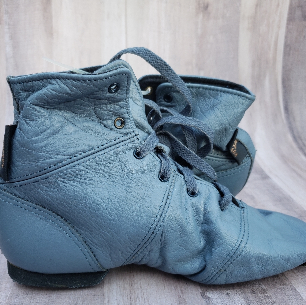 Jazz boots